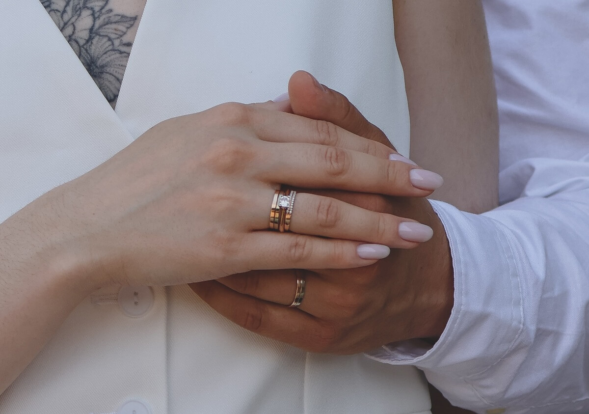 Кольцо бесконечности — значение символа, поводы для подарка и история трёх колец любви